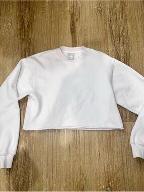 TNA | TNA Soft Cropped Sweatshirt